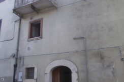 house to restore in Italy
