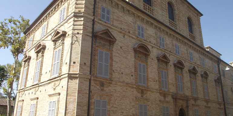 italian luxury property for sale