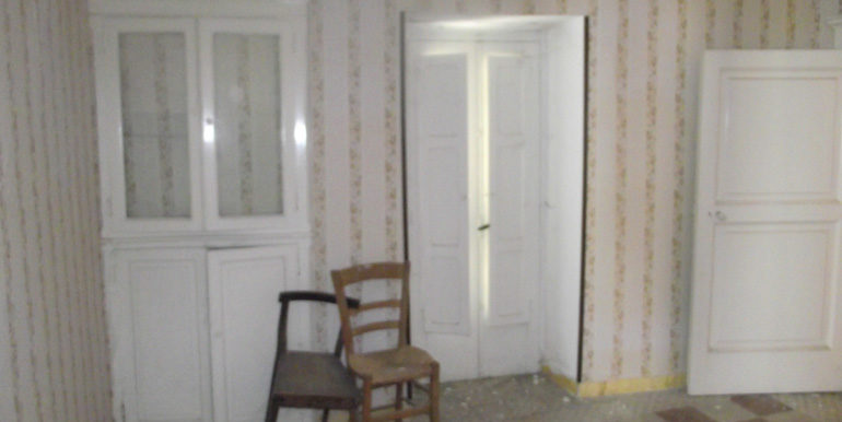 italian home to buy