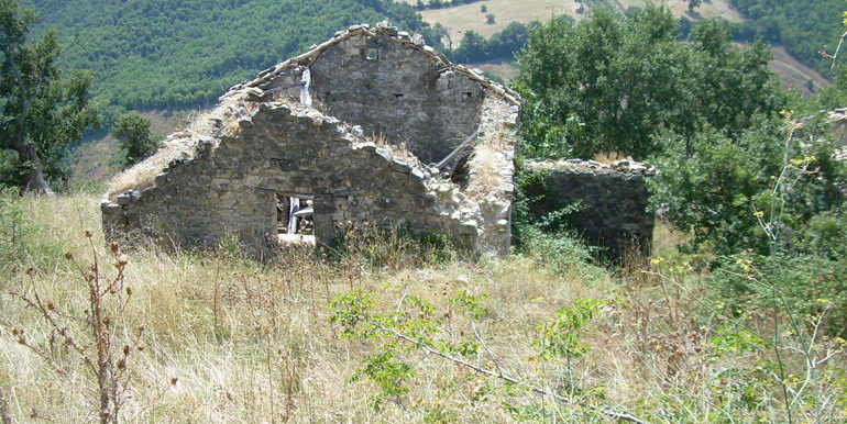 country houses in molise