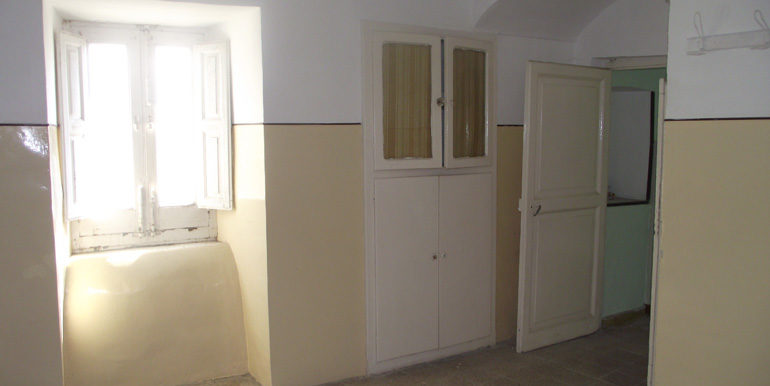 italian home to buy