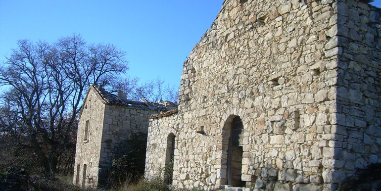 country houses in molise