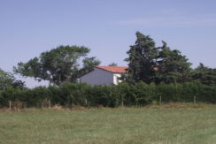 habitable country house