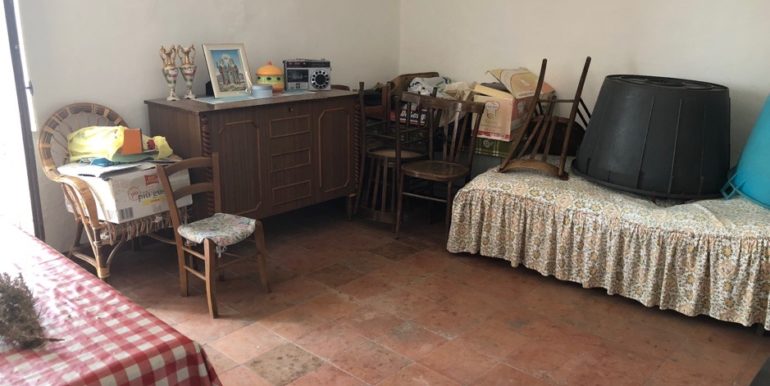 one level apartment