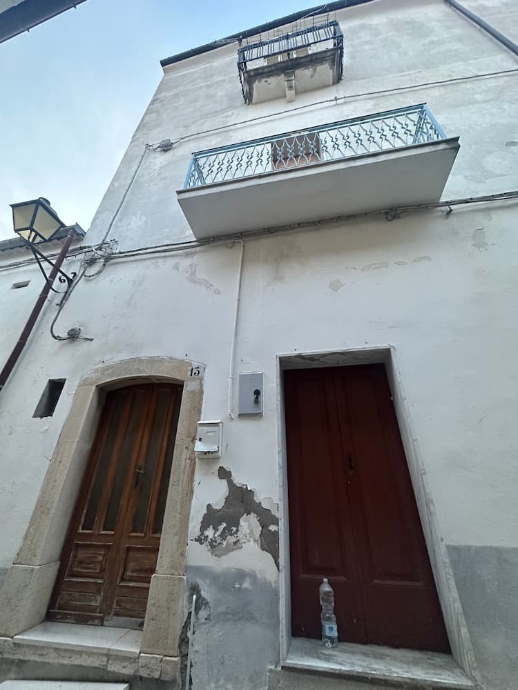 Lovely town house for sale in Guardialfiera